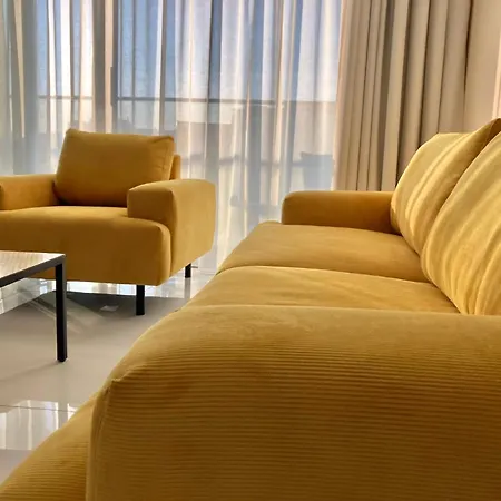 Point Grand
